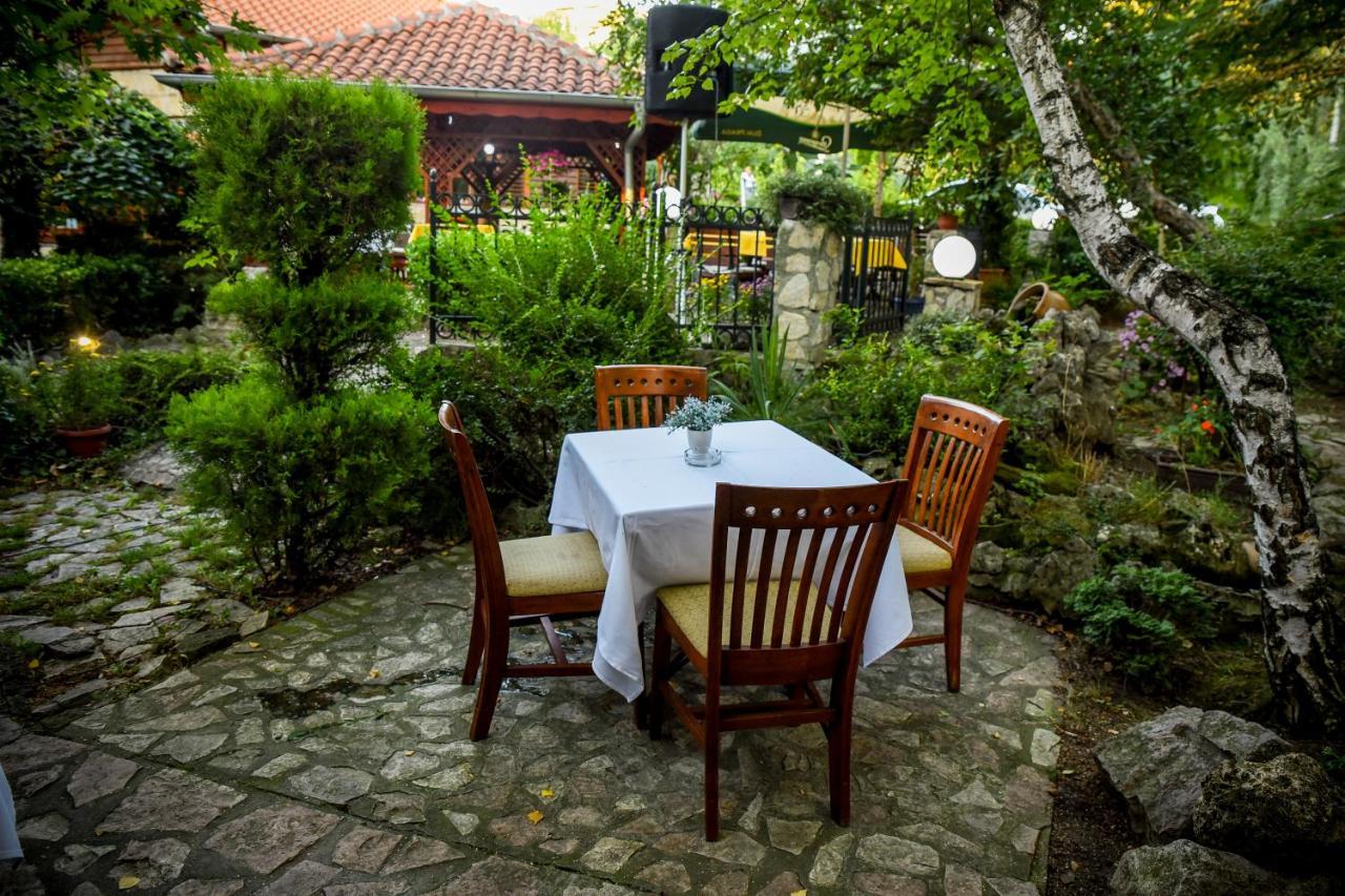 Hotel Centar Balasevic Beograd Ngoại thất bức ảnh