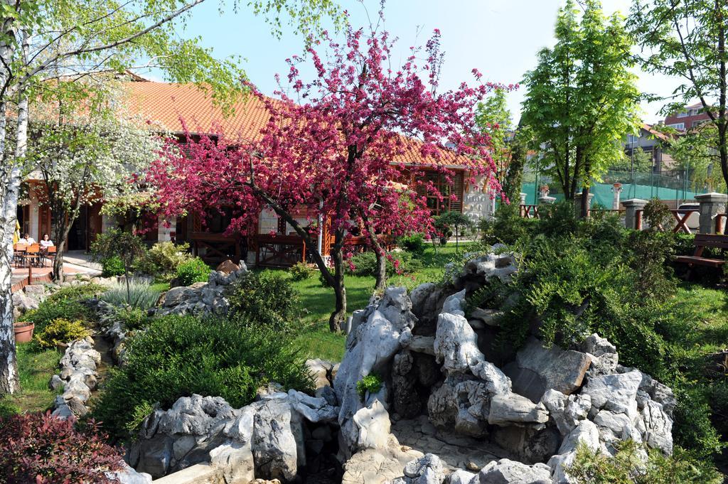 Hotel Centar Balasevic Beograd Ngoại thất bức ảnh