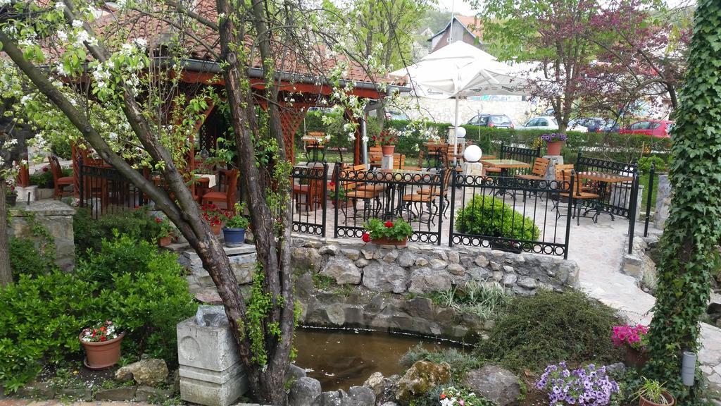 Hotel Centar Balasevic Beograd Ngoại thất bức ảnh
