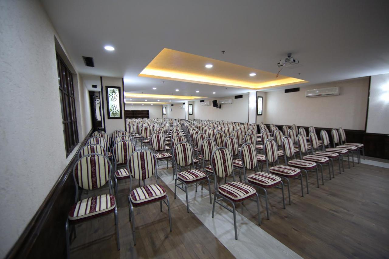 Hotel Centar Balasevic Beograd Ngoại thất bức ảnh